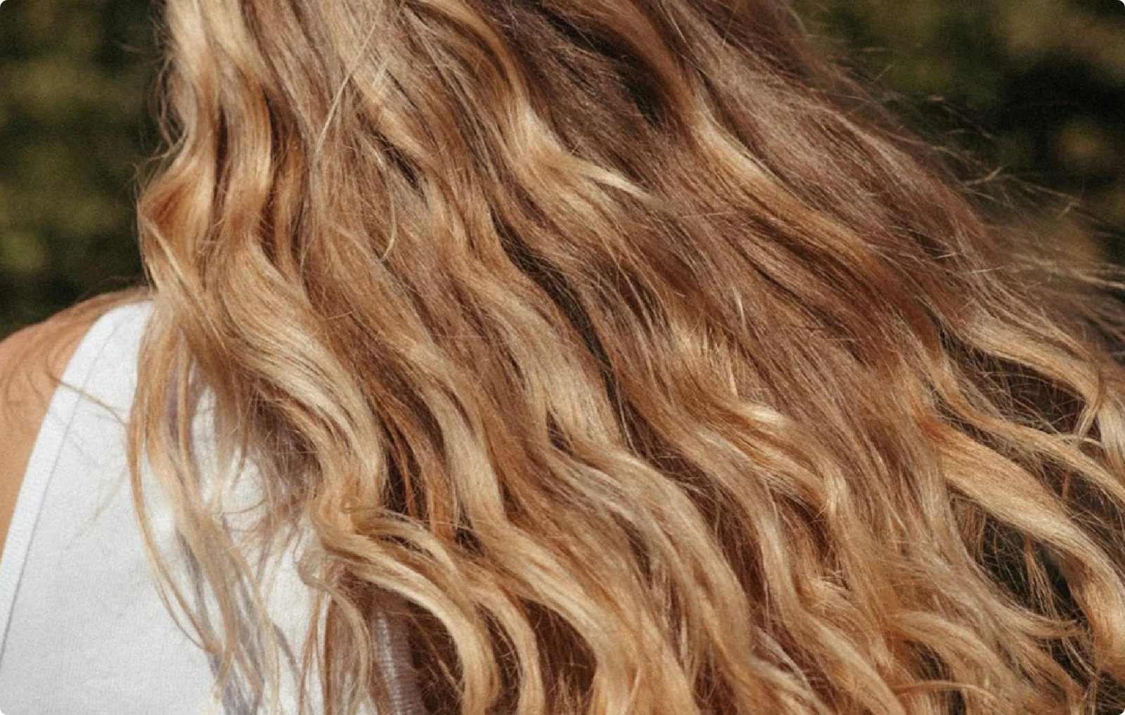 Lire la suite à propos de l’article Cheveux forts grâce aux huiles